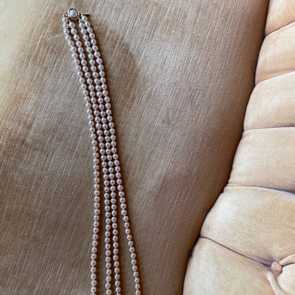 Vtg Collectible Eileen Fulton Two Strand Beautiful 7.7mm Pearl Opera L Necklace